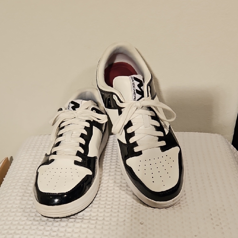Mark Nason B/W Skechers
